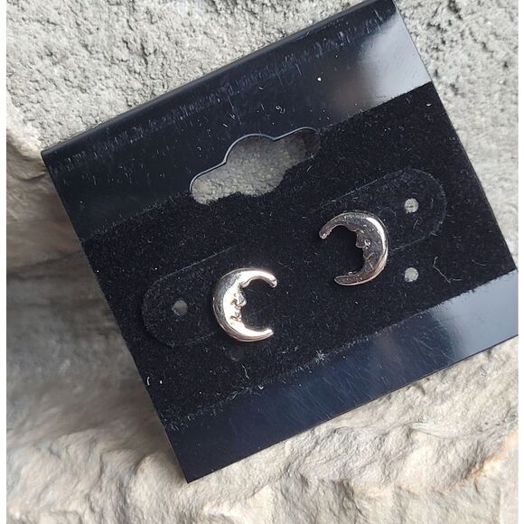 New! Minimalist Gold Moon Stud Earrings - Picture 2 of 3